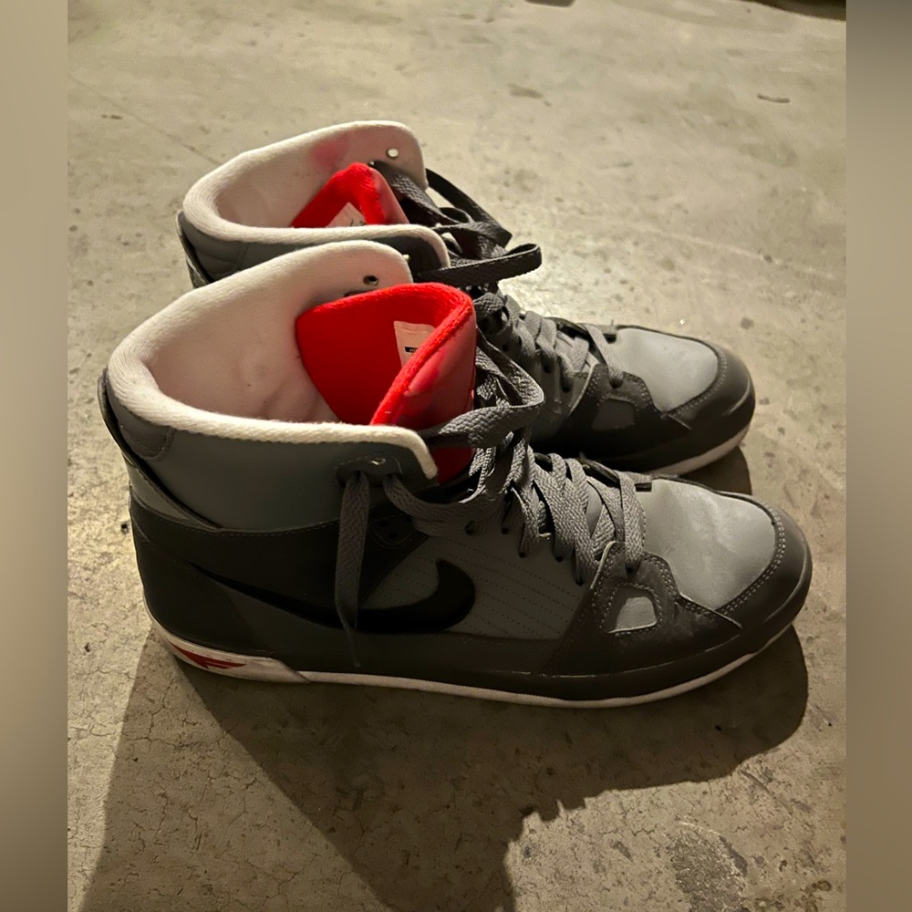 Nike High Top